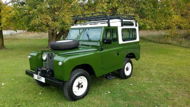 Land Rover Defender 1963 image number 9