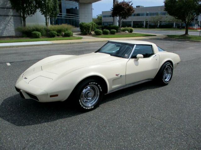 Chevrolet Corvette 1979 image number 4