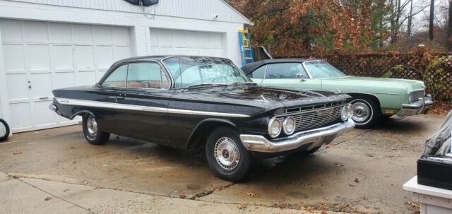 Chevrolet Impala 1961 image number 29