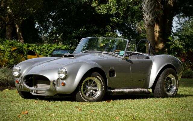 Ford Cobra 1966 image number 0