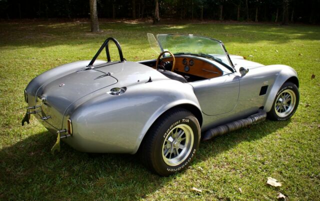 Ford Cobra 1966 image number 23