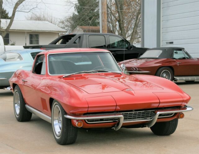 Chevrolet Corvette 1967 image number 25