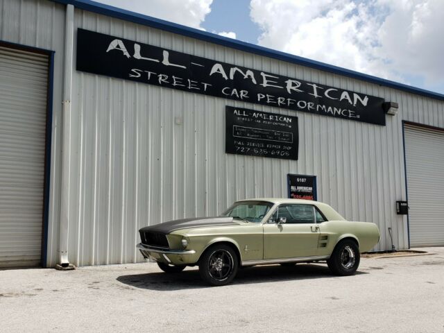 Ford Mustang 1967 image number 18