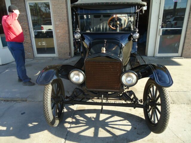 Ford Model T 1917 image number 1