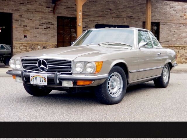 Mercedes-Benz 300-Series 1972 image number 0