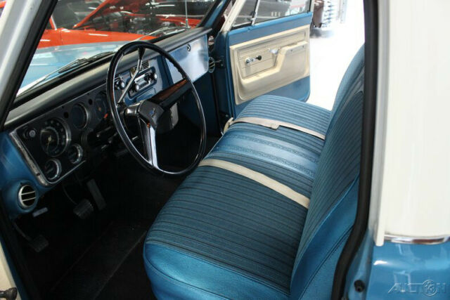 Chevrolet C10 Custom Deluxe 1972 image number 21