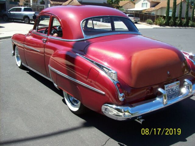 Oldsmobile Eighty-Eight 1950 image number 12