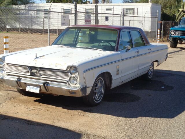 Plymouth Fury 1966 image number 13