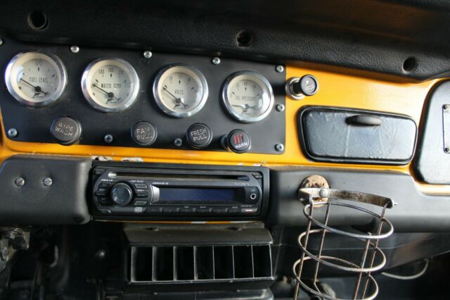 Toyota FJ40 Landcruiser 1975 image number 17