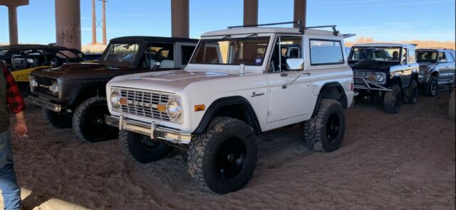 Ford Bronco 1977 image number 22