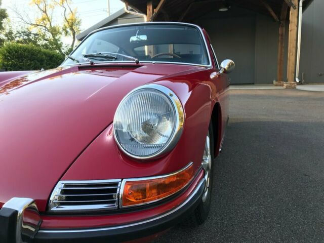 Porsche 911 1967 image number 18