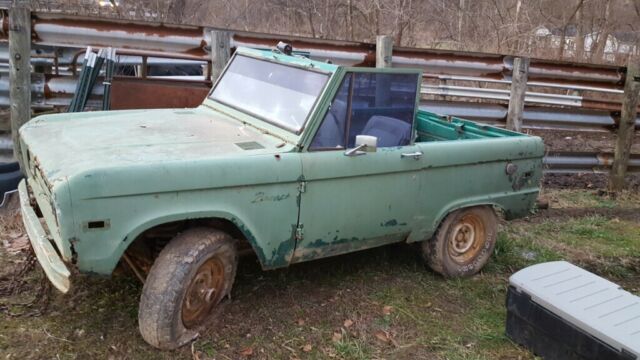 Ford Bronco 1972 image number 1