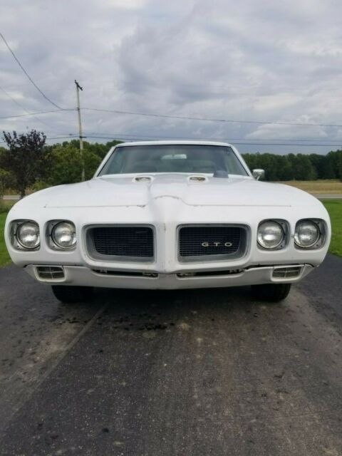 Pontiac GTO 1970 image number 2