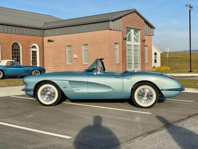 Chevrolet Corvette 1959 image number 12