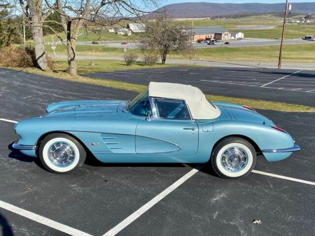 Chevrolet Corvette 1959 image number 15