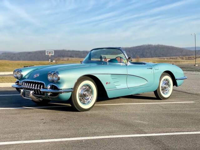 Chevrolet Corvette 1959 image number 28