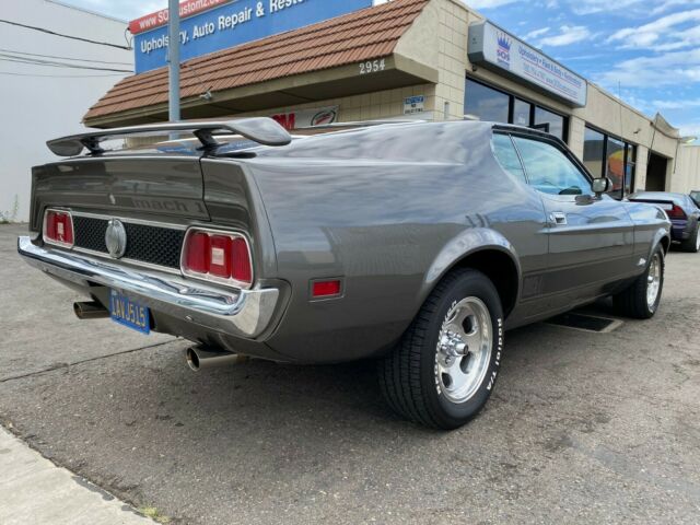 Ford Mustang 1973 image number 19