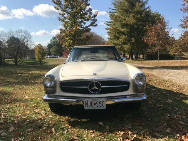 Mercedes-Benz SL-Class 1967 image number 20