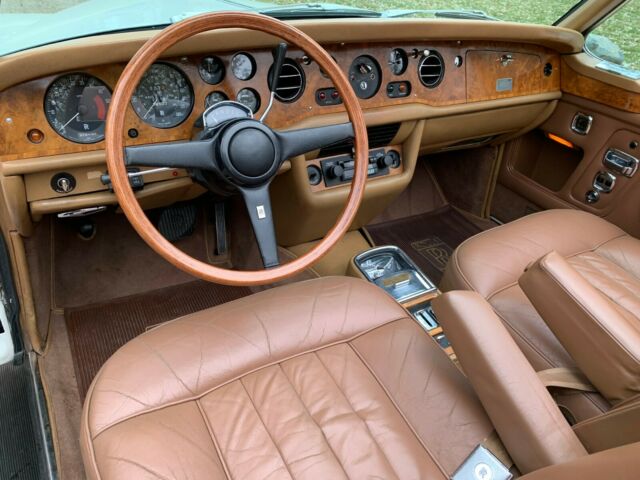 Rolls-Royce Corniche 1971 image number 23