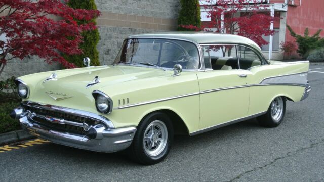 Chevrolet Bel Air/150/210 1957 image number 22