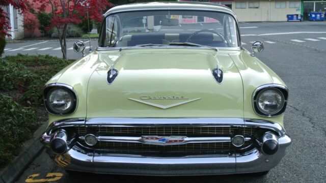 Chevrolet Bel Air/150/210 1957 image number 23