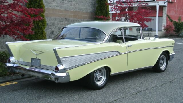 Chevrolet Bel Air/150/210 1957 image number 26