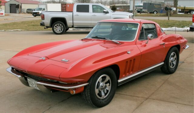 Chevrolet Corvette 1966 image number 0