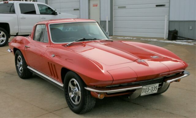 Chevrolet Corvette 1966 image number 2