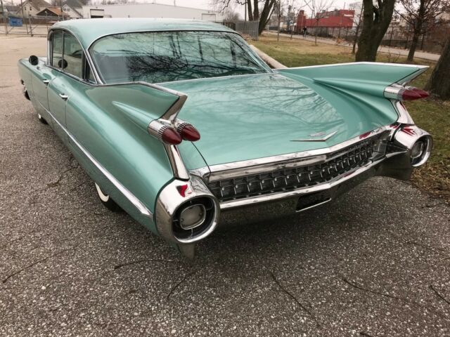 Cadillac Series 62 1959 image number 30