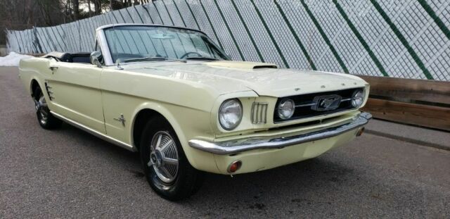 Ford Mustang 1966 image number 0