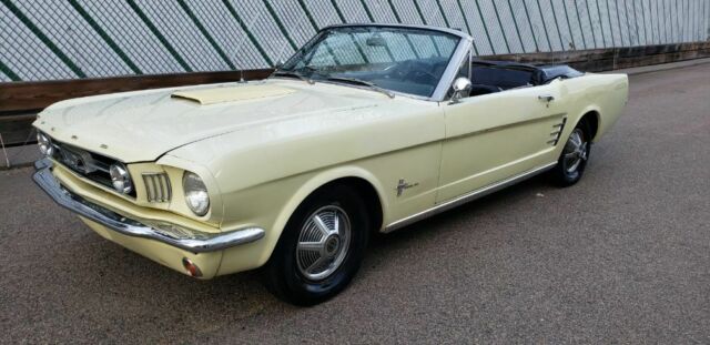 Ford Mustang 1966 image number 1