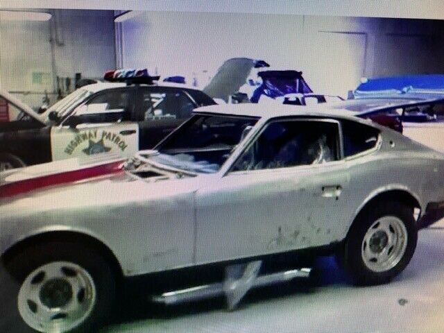 Nissan 240Z 1972 image number 19