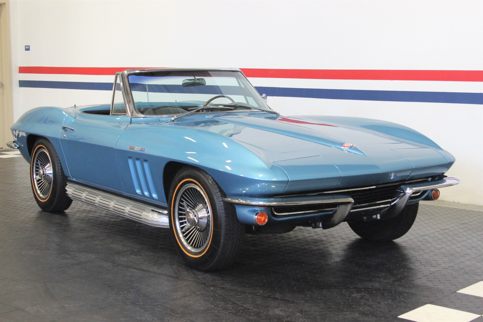 Chevrolet Corvette Fuel Injected 1965 image number 2