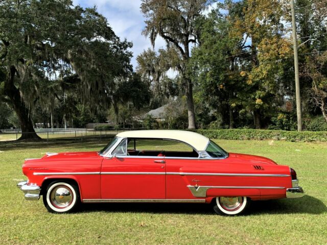 Lincoln Capri 1954 image number 0