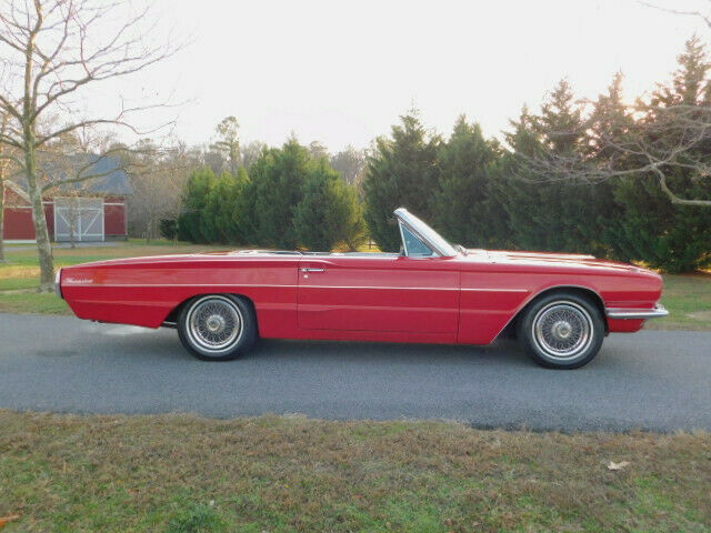 Ford Thunderbird 1966 image number 11