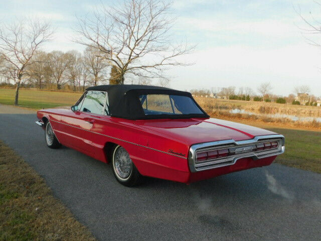 Ford Thunderbird 1966 image number 3