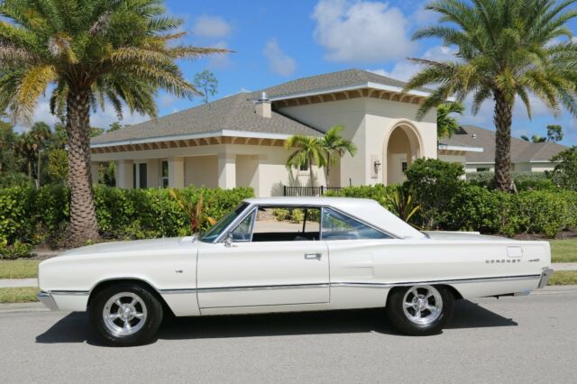 Dodge Coronet 1967 image number 23