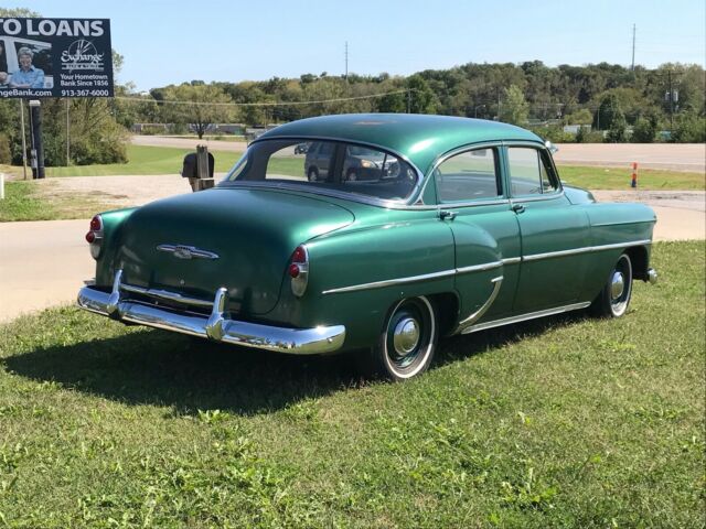 Chevrolet Bel Air/150/210 1953 image number 5