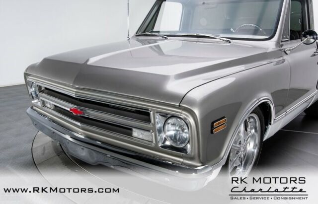 Chevrolet C-10 1968 image number 11