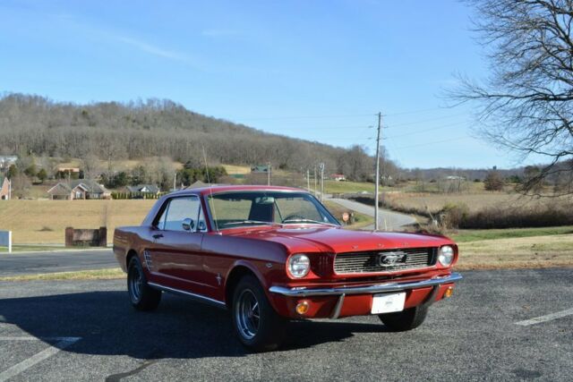 Ford Mustang 1966 image number 28