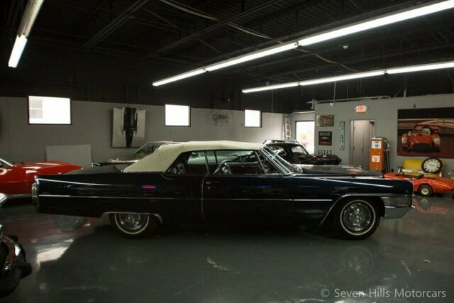 Cadillac DeVille 1965 image number 23