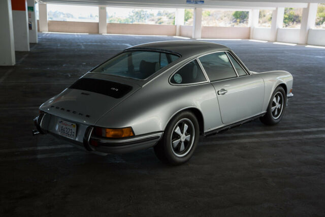 Porsche 911 1973 image number 29