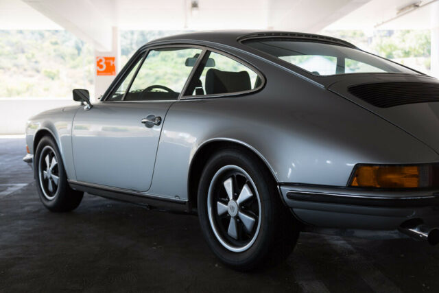 Porsche 911 1973 image number 31