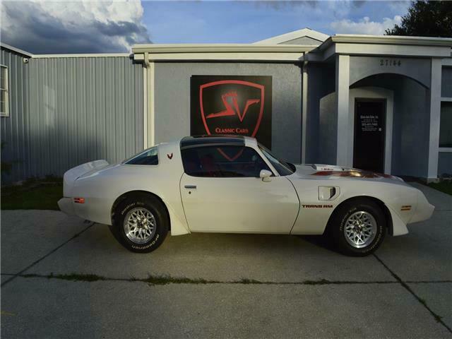 Pontiac Firebird Trans-Am 1979 image number 25