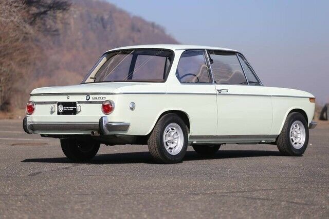 BMW 1600 1968 image number 45