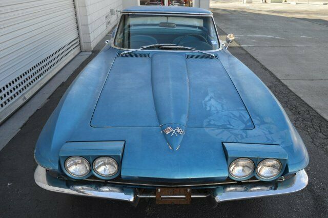 Chevrolet Corvette 1965 image number 2