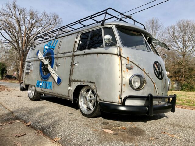 Volkswagen Bus/Vanagon 1960 image number 1