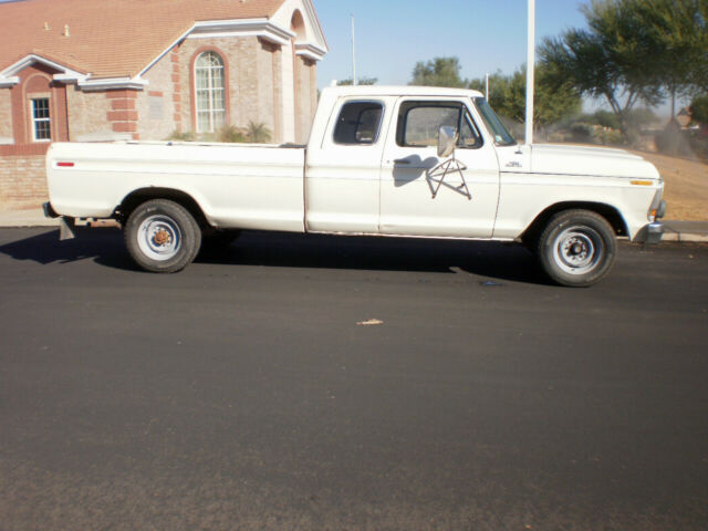 Ford F-250 1979 image number 2