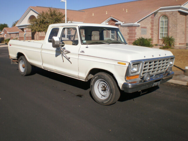 Ford F-250 1979 image number 24