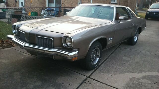 Oldsmobile Cutlass 1973 image number 2